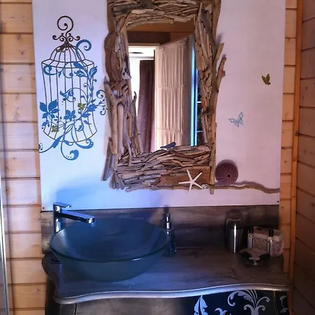 Bed & Breakfast Mare E Legnu Peri