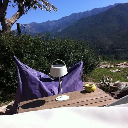 Bed & Breakfast Mare E Legnu Peri